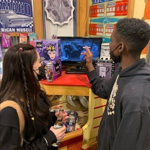 Meet your Posher, Olyvia